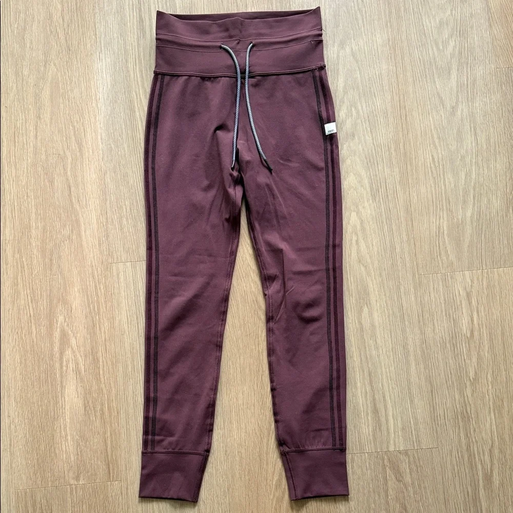 Vuori Daily Leggings - Picture 1 of 2